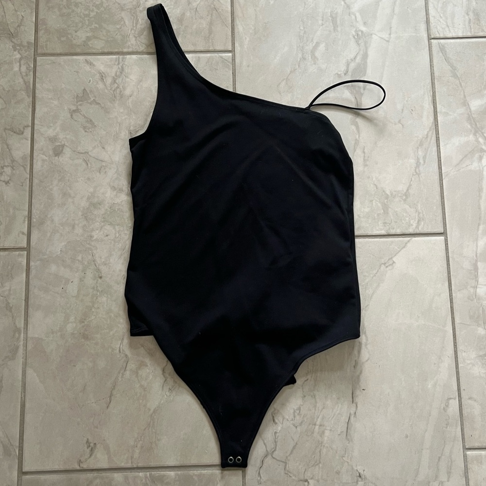 Abercrombie Soft AF one shoulder bodysuit